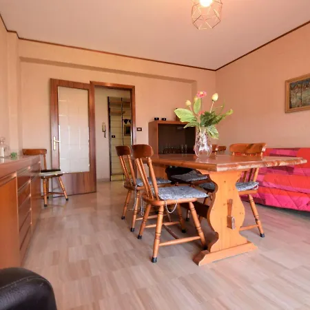 Locazione Turistica Costa Levante Apartment *