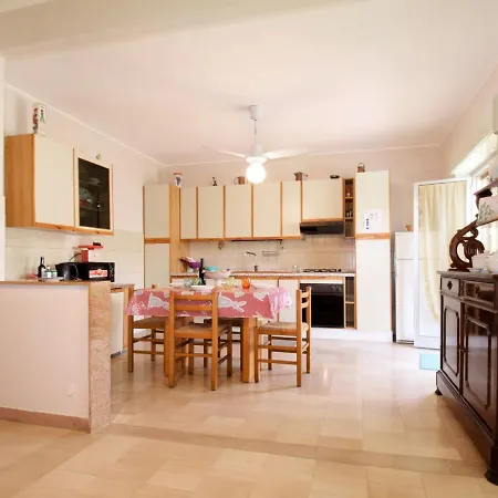 Apartment Locazione Turistica Costa Levante